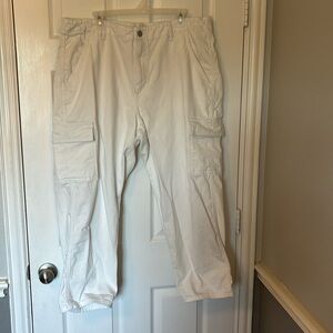 Women's Boyfriend Utility Cargo Pants - Universal Thread™ White sz 17/R
